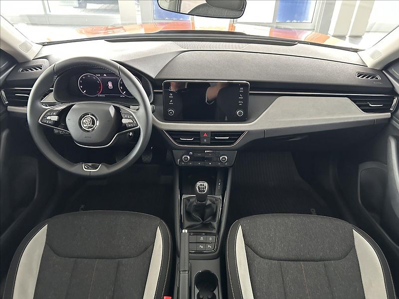 Škoda Kamiq 1,0   TSI85kW,1.MAJITEL,ČR,FIR - fotka 8 z 35