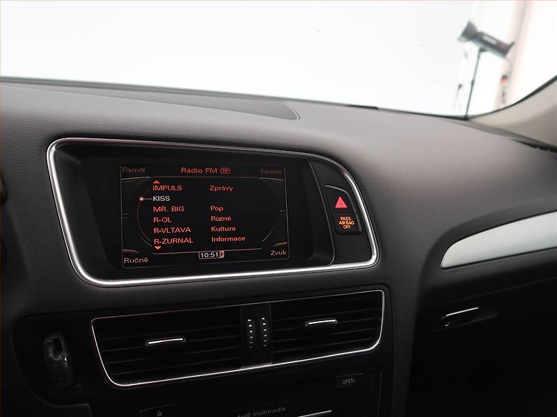 Audi Q5 (2010) S line 3.0 TDI, 4X4, Automat - fotka 12 z 19