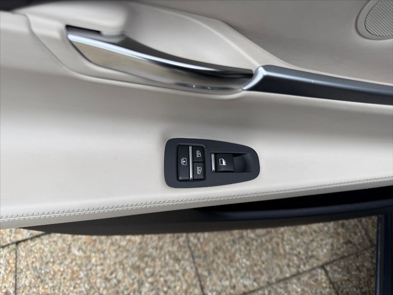 BMW Řada 5 3,0 D 220kW GT-x DRIVE-SERVIS! - fotka 29 z 39