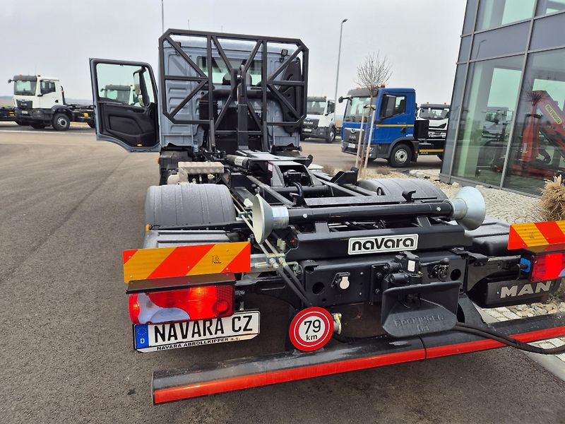 MAN TGL TRAKTOR NOSIČ KONTEJNERU - fotka 10 z 21