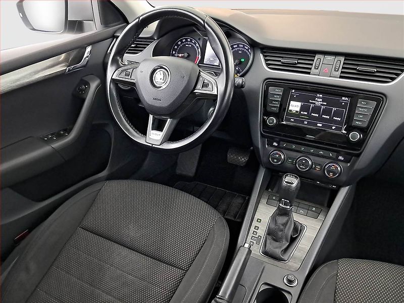 Škoda Octavia (2016) Scout 2.0 TDI, 4X4, Automat - fotka 7 z 22