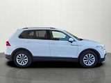 Volkswagen Tiguan (2023) 2.0TDI DSG Virtual Navi ACC - náhled 4