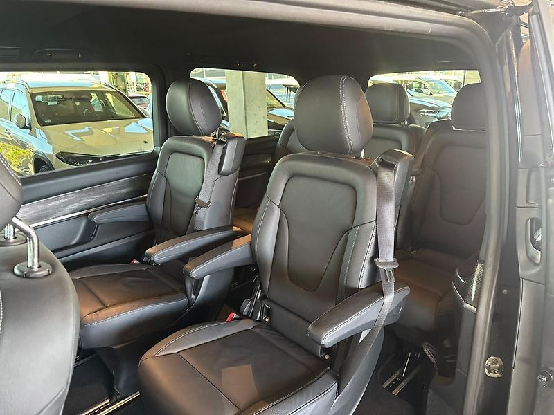 Mercedes-Benz EQV 300 L - fotka 16 z 20