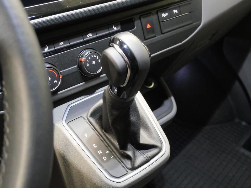 Volkswagen Transporter - fotka 19 z 25
