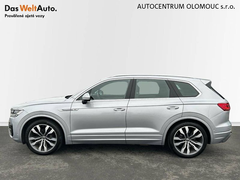 Volkswagen Touareg (2021) V6 3.0TDI 8AT 4MOTION R-Line - fotka 29 z 35