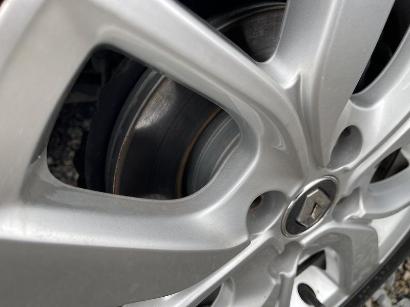 Renault Clio 0,9TCe 90Ps! LIMIT-NAVI-DPH-ČR - fotka 22 z 45