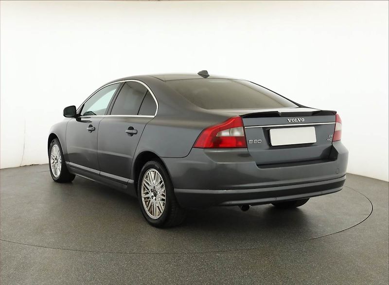Volvo S80 (2007) 2.4 D5, 4X4, Automat, po STK - fotka 4 z 15