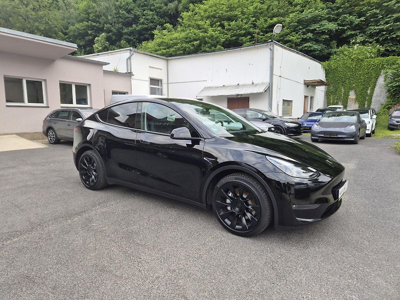Tesla Model Y LONG RANGE DUAL MOTOR TZ 91,0% - fotka 3 z 50