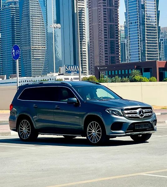 Mercedes-Benz GLS (2018) Prostorné SUV s V8 - fotka 2 z 20