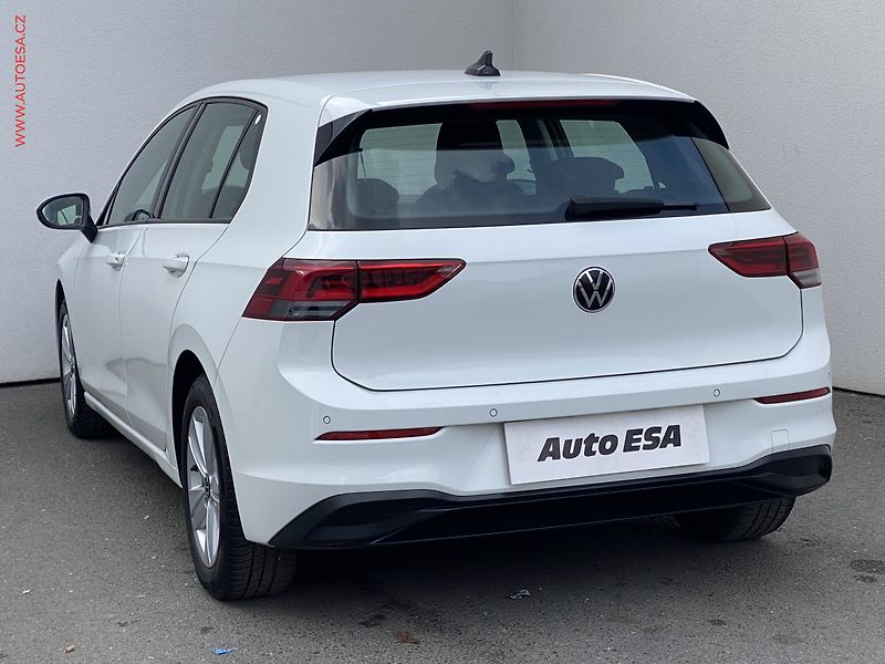 Volkswagen Golf (2020) 1.0TSi, ČR, Life, LED - fotka 6 z 18