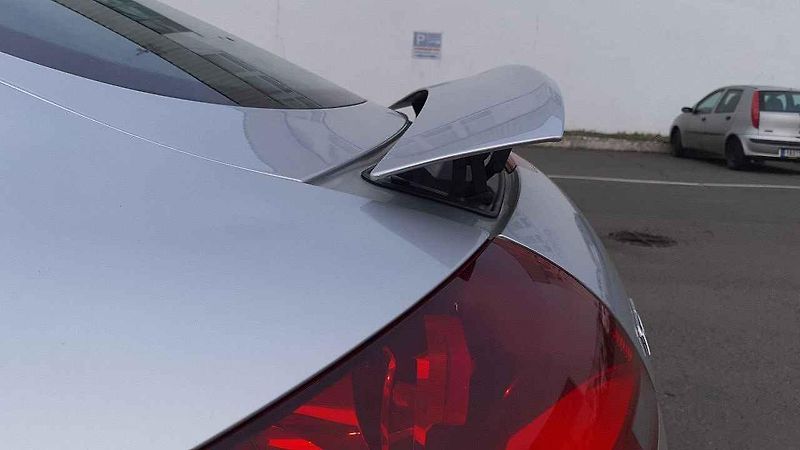 Audi TT vypadá hodně dravě, i když o naprostý supersport se nejedná.