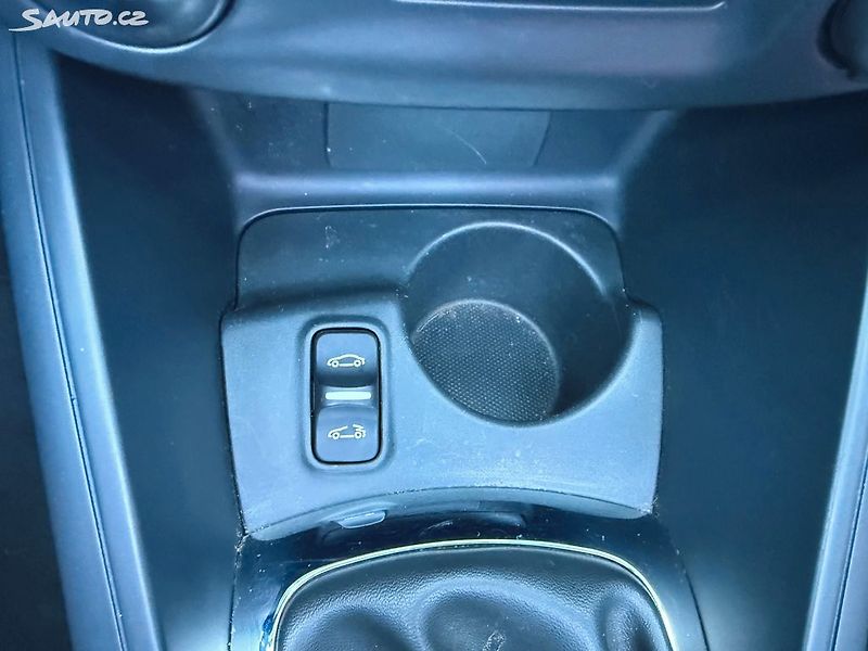 Renault Mégane 2.0 dCi 118kW - fotka 28 z 43