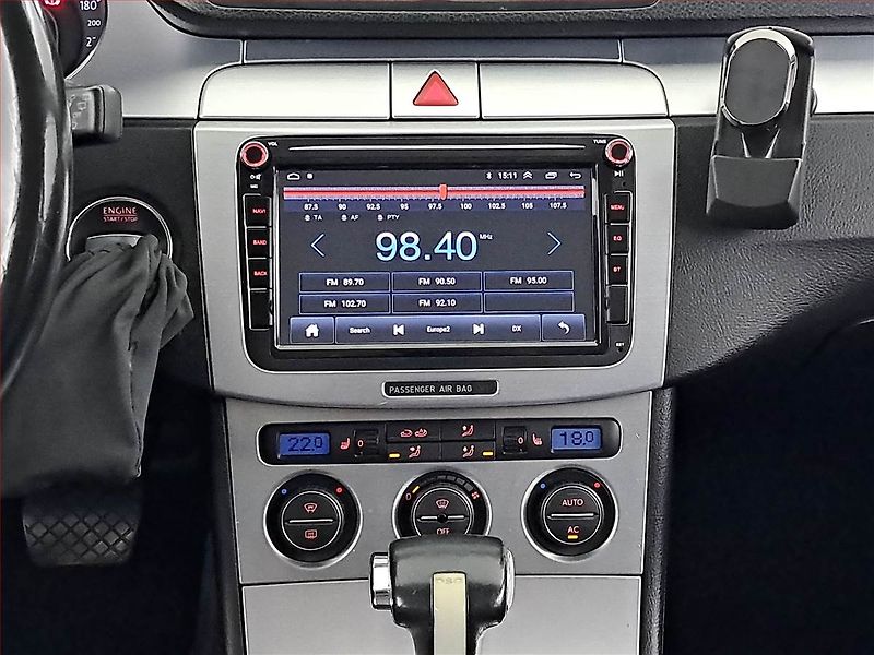 Volkswagen Passat (2008) 2.0 TDI, Automat, nová STK - fotka 12 z 18