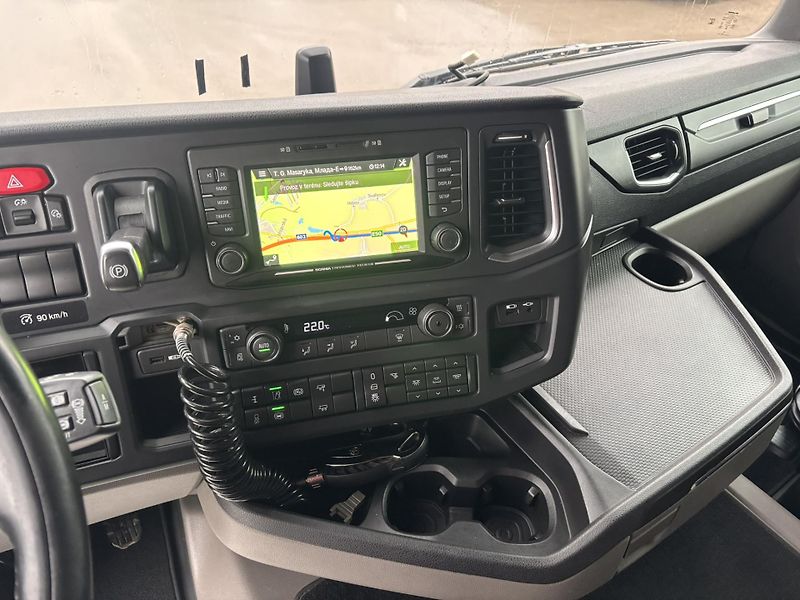Scania R450 EURO 6 low deck - fotka 18 z 24