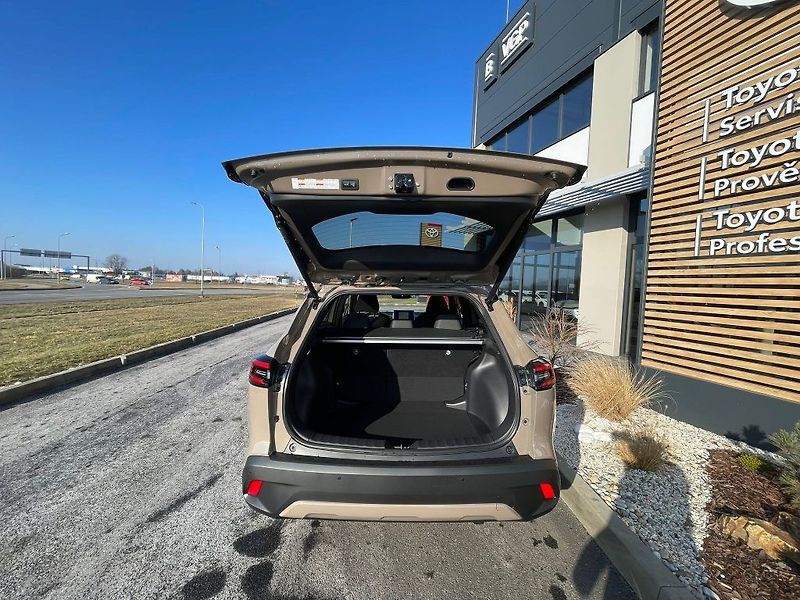Toyota Corolla Cross 1.8 Hybrid 140 HP STYLE - fotka 8 z 30