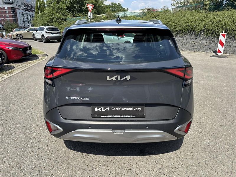 Kia Sportage 1,6 TGDi Exclusive NAVI ZÁRUKA - fotka 4 z 40