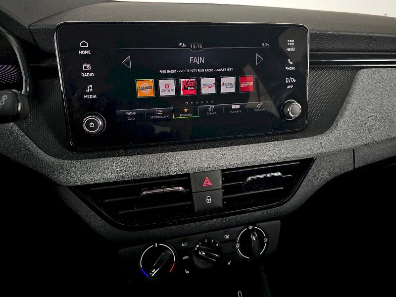 Škoda Scala (2025) 1.0TSi 85kW SELECTION TAŽNÉ - fotka 19 z 24