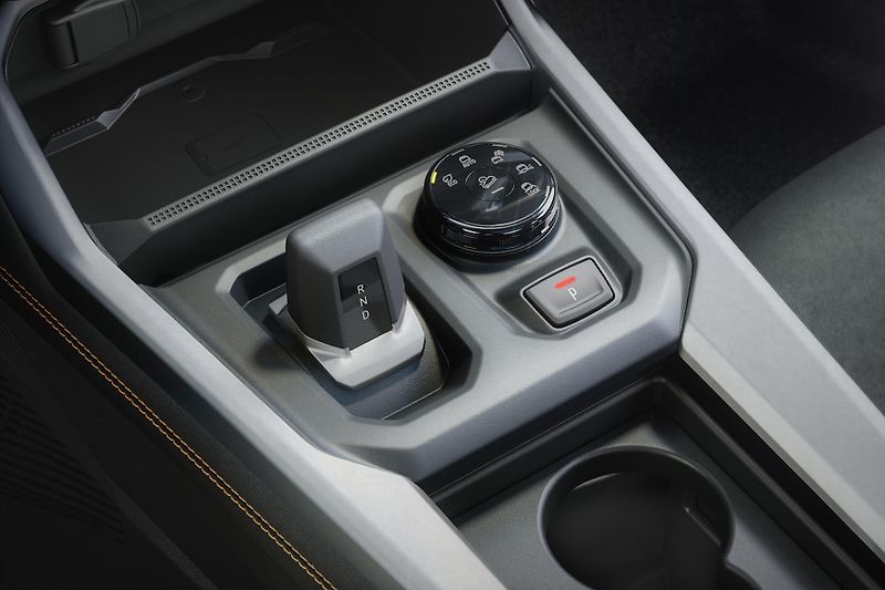 Dacia Duster (2026) 4x4 AUTOMAT HYBRID LPG SKLADEM - fotka 11 z 15