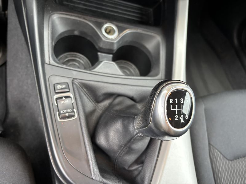 BMW Řada 1 (2012) 116i, 100kW, F20 - fotka 11 z 12