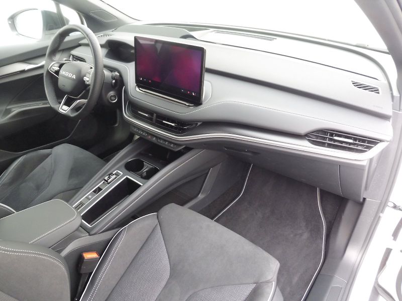 Škoda Elroq (2025) SportLine 85, 210kW 82kWh - fotka 8 z 30