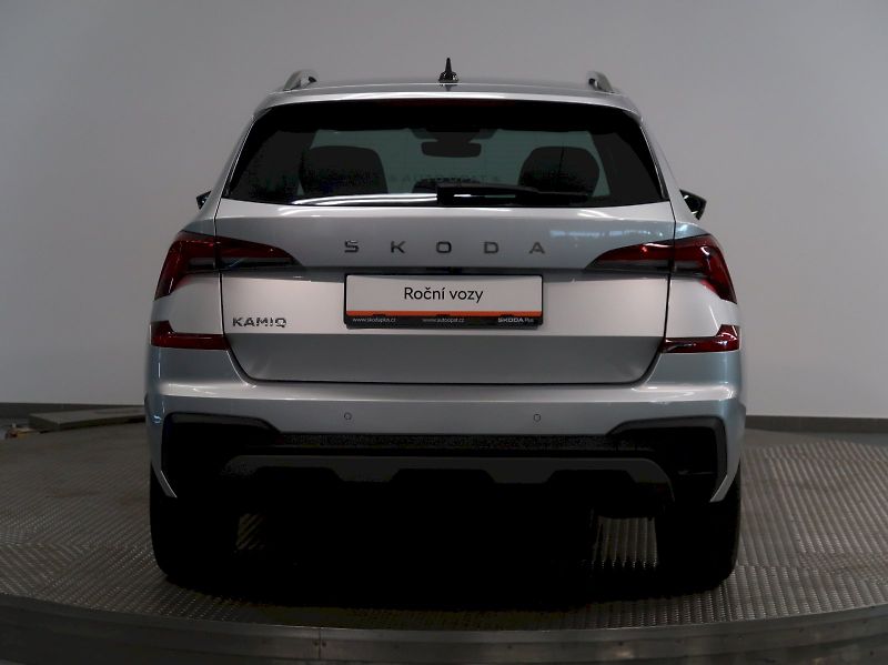 Škoda Kamiq (2025) TOP SELECTION 1.0TSI 85KW DSG - fotka 9 z 40
