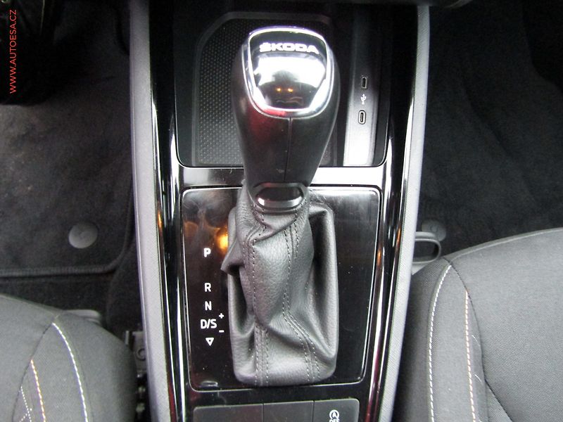 Škoda Scala (2020) 1.6 TDi, Ambition, DSG - fotka 16 z 18