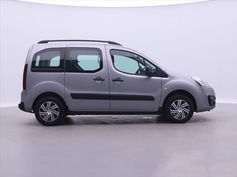 Citroën Berlingo 1,2 PT 81kW XTR Multispace 1Ma - fotka 8 z 33