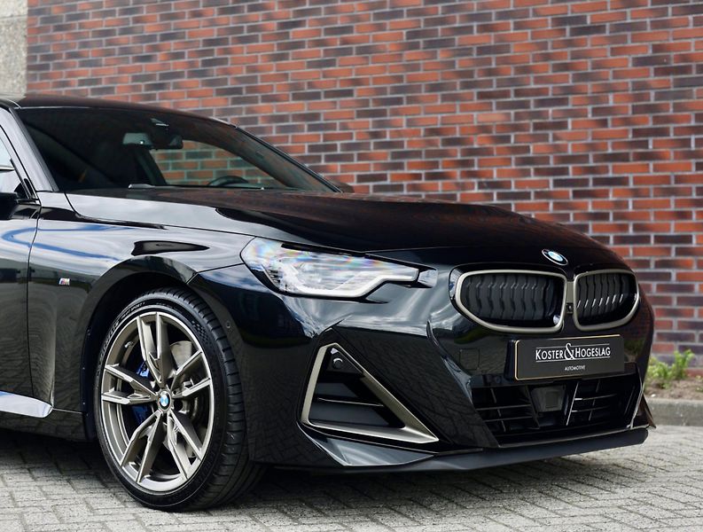 BMW M2 (2022) 40i xDrive Coupé - fotka 14 z 39