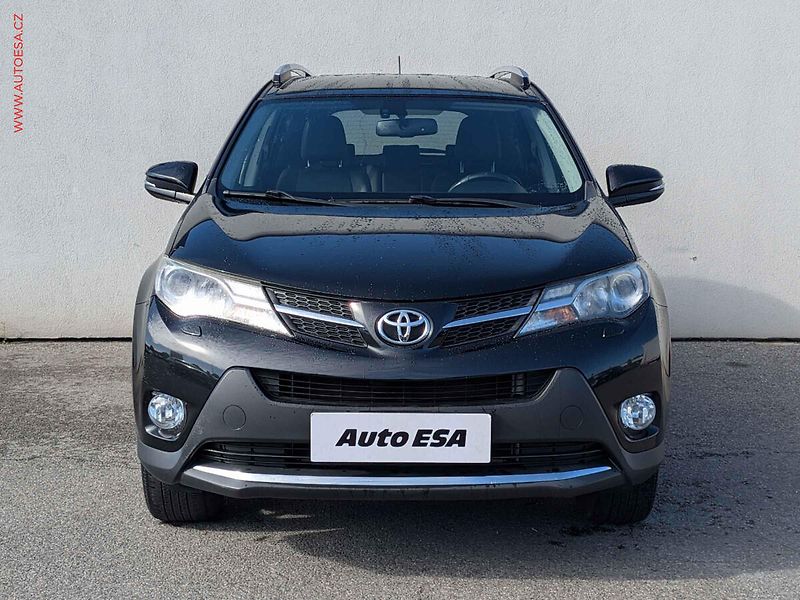 Toyota RAV4 (2015) 2.0 VVT-i 4x4, ČR, servis - fotka 2 z 16