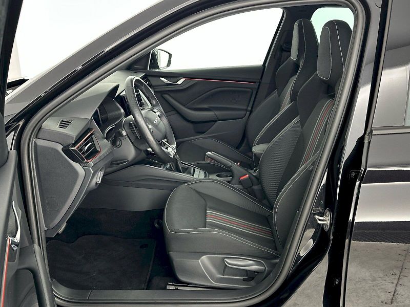 Škoda Kamiq (2025) DSG 1.0TSI 85kW Monte Carlo - fotka 7 z 32