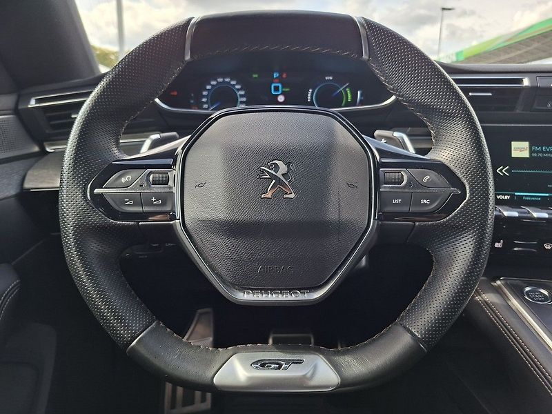 Peugeot 508 SW GT PACK HY 225k e-EAT8 - fotka 18 z 31