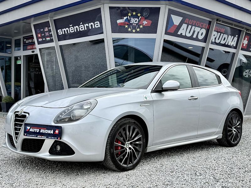 Alfa Romeo Giulietta 1,75 TBi Quadrifoglio Verde - fotografie inzerátu