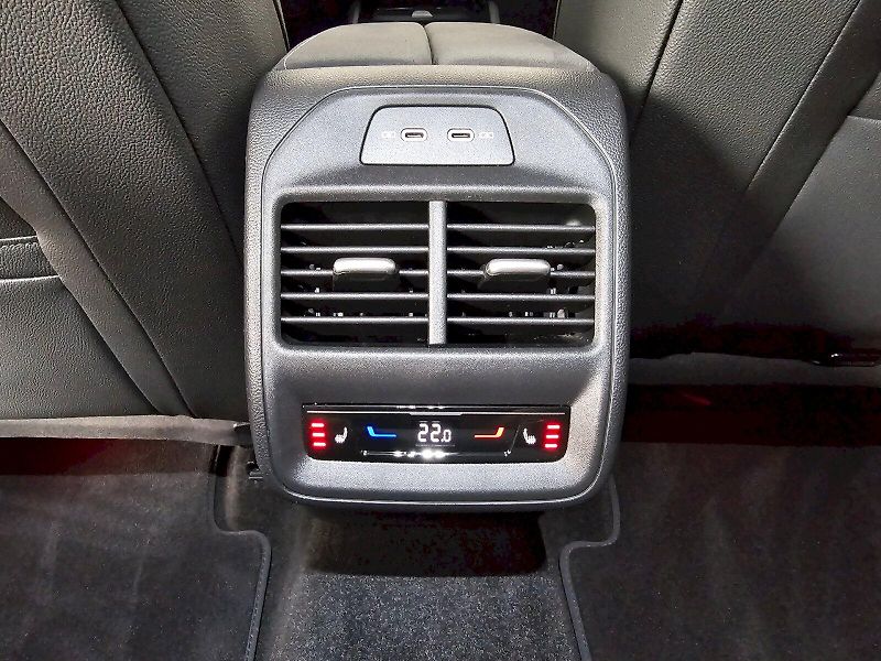 Škoda Superb (2025) 2.0TDI 142kW 4X4 DSG Sportline - fotka 31 z 35