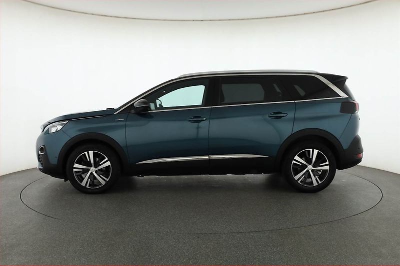 Peugeot 5008 (2019) GT Line 1.5 BlueHDi, Automat - fotka 3 z 19