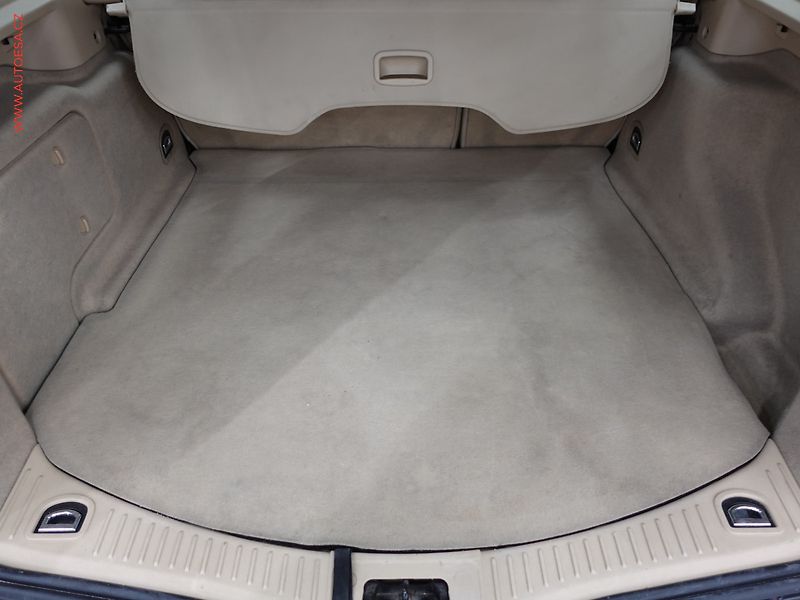 Ford Mondeo (2009) 2.0TDCi, AC, park.čidla - fotka 7 z 22