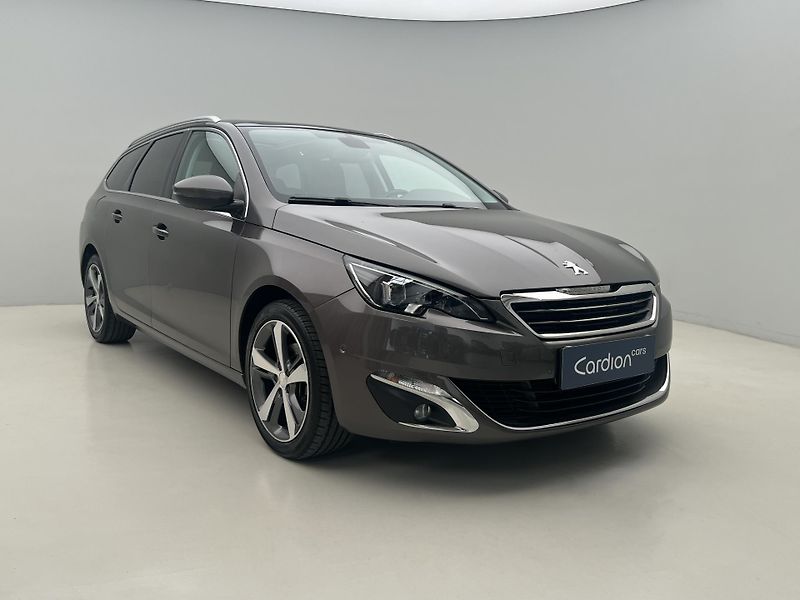 Peugeot 308 1.2 PURETECH ACTIVE 1. maj. - fotka 7 z 39