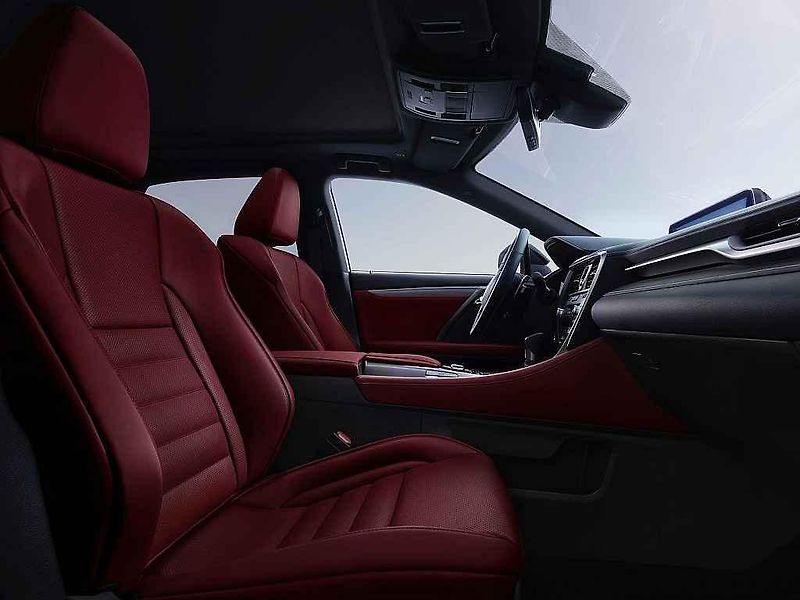 Lexus RX.