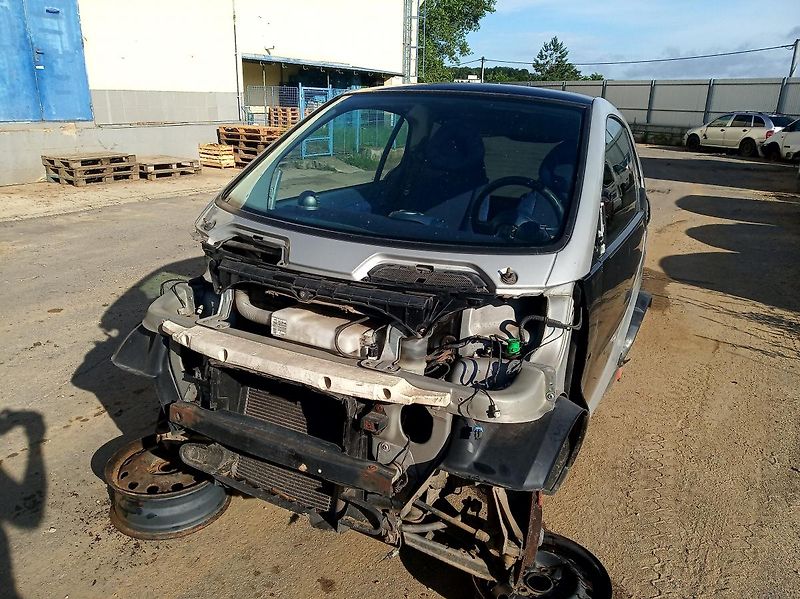 Smart Fortwo 0.6 NÁHRADNÍ DÍLY - fotka 1 z 6