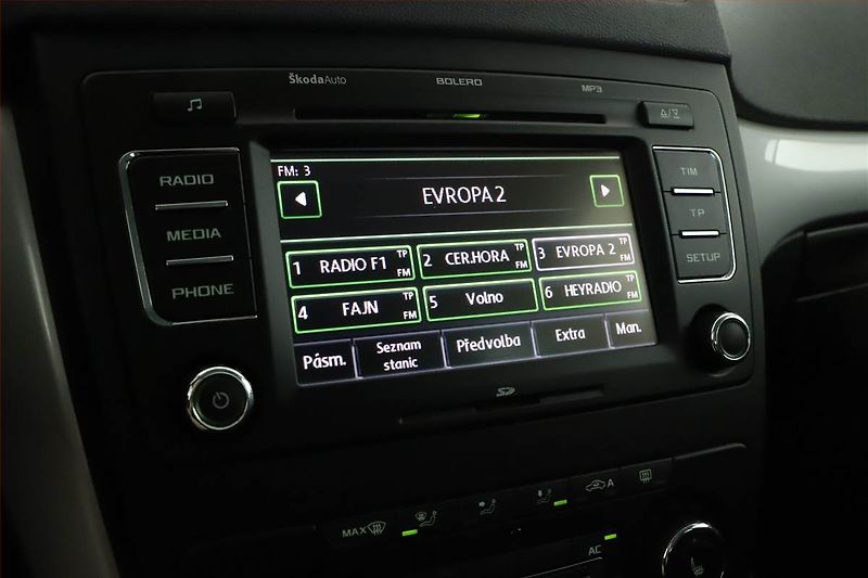 Škoda Yeti (2010) Ambition 1.4 TSI, Tempomat - fotka 14 z 17
