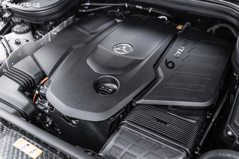 Mercedes-Benz GLE 450d*AMG*Premium*nez.topení - fotka 16 z 40