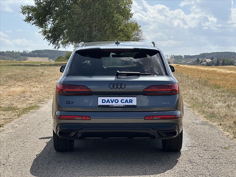 Audi Q7 3.0 - fotka 6 z 40
