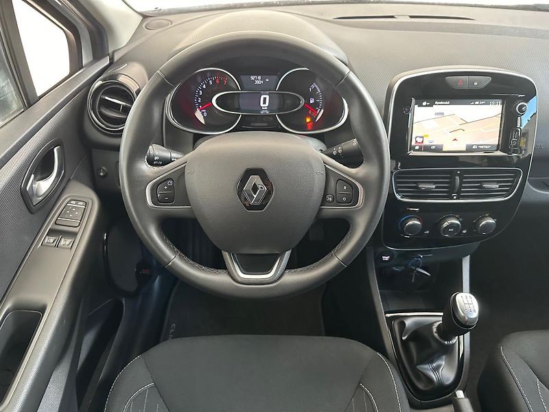 Renault Clio (2019) Kombi Limited - CZ - DPH - fotka 11 z 19