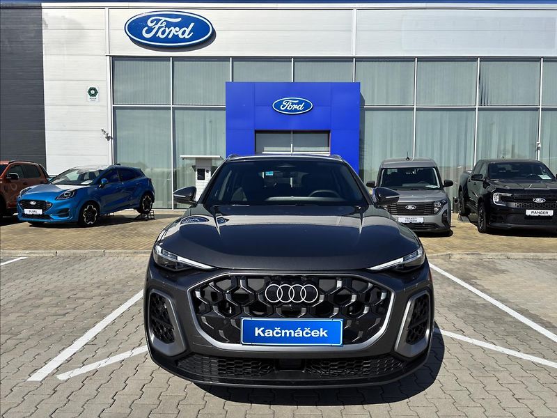 Audi Q5 2,0 TDI 150kW S-Line quattro - fotka 8 z 52