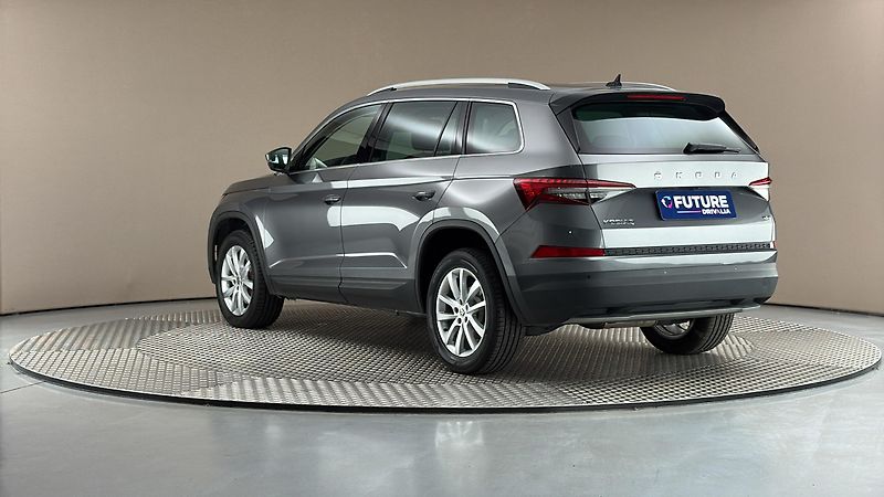 Škoda Kodiaq 2.0 TDI DSG 4x4 Style - fotka 2 z 29
