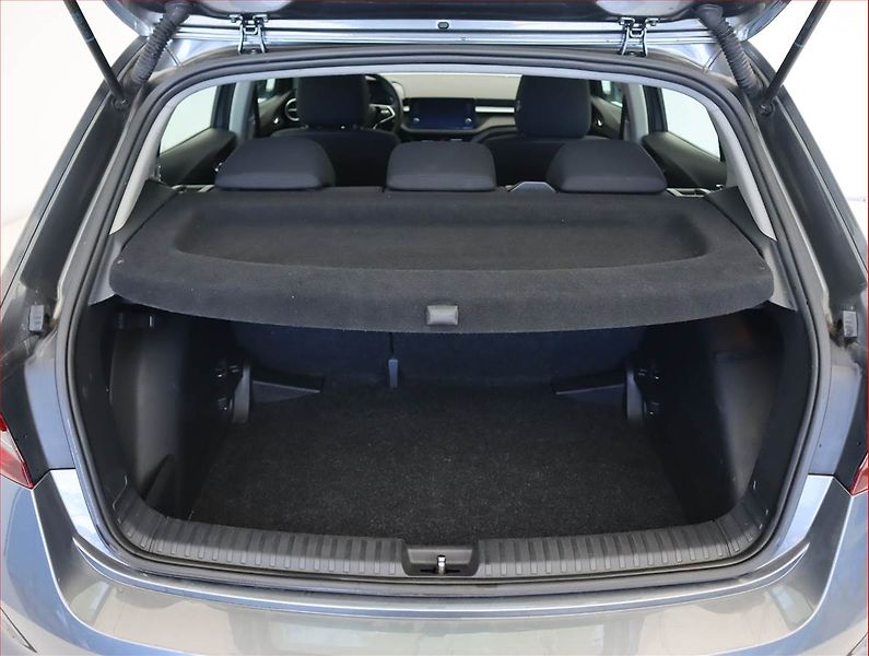 Škoda Fabia (2024) 1.0 TSI, Automat, Tempomat - fotka 14 z 23