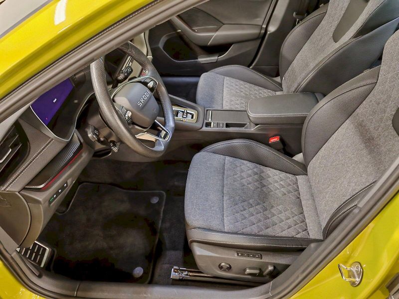 Škoda Octavia (2025) 2.0 TSI 150 kW DSG 4x4 Sportli - fotka 24 z 34