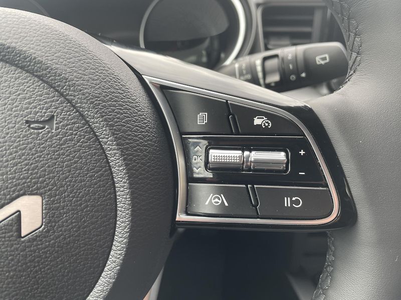 Kia Ceed SW (2025)  TOP+Business