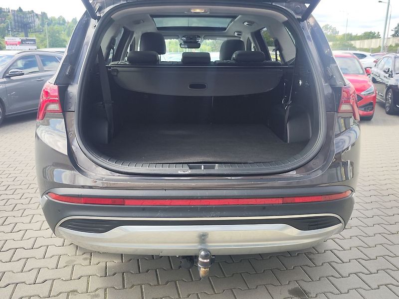 Hyundai Santa Fe 2.2 CRDI/148kW Style PRM DCT 4 - fotka 9 z 38