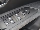 Peugeot 3008 1,2 96kW Active Pack DPH CZ - náhled 14