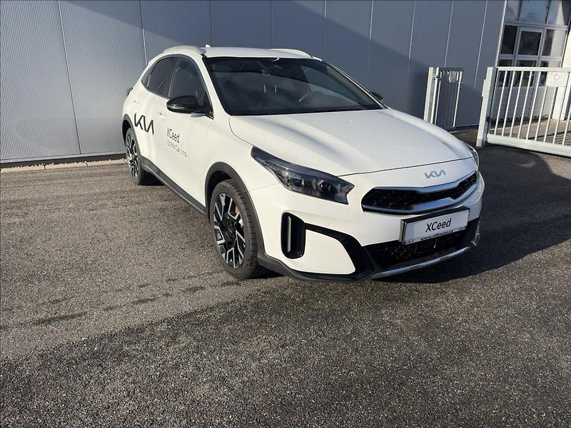 Kia XCeed 1,6   T-GDI 132kW 7DCT STEEL E - fotka 3 z 22